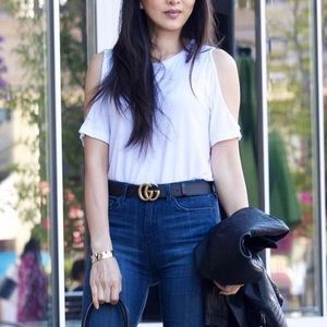 TOPSHOP Offer Shoulder T